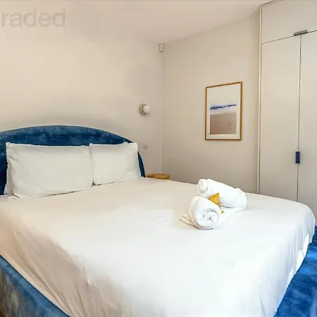 Apartment Stylish Clifton Garden With Terrace Bristol